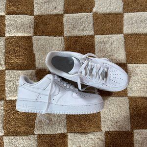 Nike Air Force 1, White,  Size 9 - Low Top (NEVER WORN)